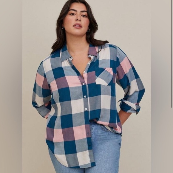 torrid Tops - Torrid Women’s 3X Lizzie Rayon Twill Button-Up Long Sleeve Shirt Pink Blue